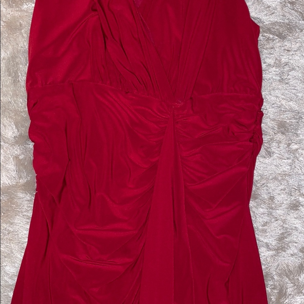 Red dress - Picture 3 of 4
